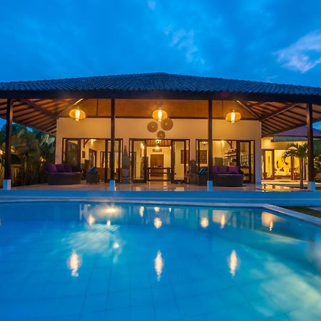 Axros Villa Ubud Exterior foto
